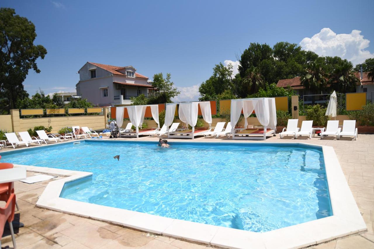 Kavos Central Exteriör bild
